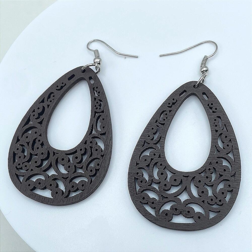 Vintage 90s Brown Wood Filigree Teardrop Dangle Earrings Boho Hippie Fashion Y2K